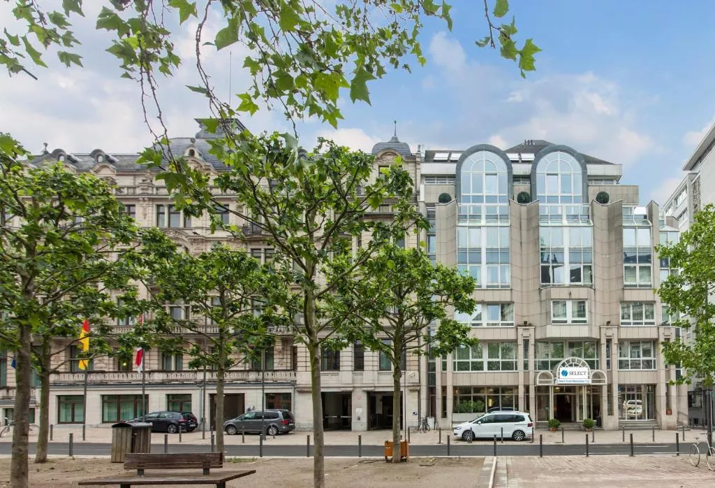 Select Hotel Wiesbaden Außenansicht
