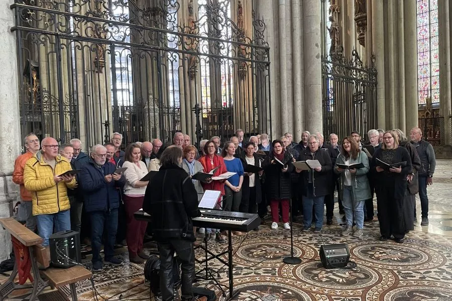 Singen im Dom_web_900x600