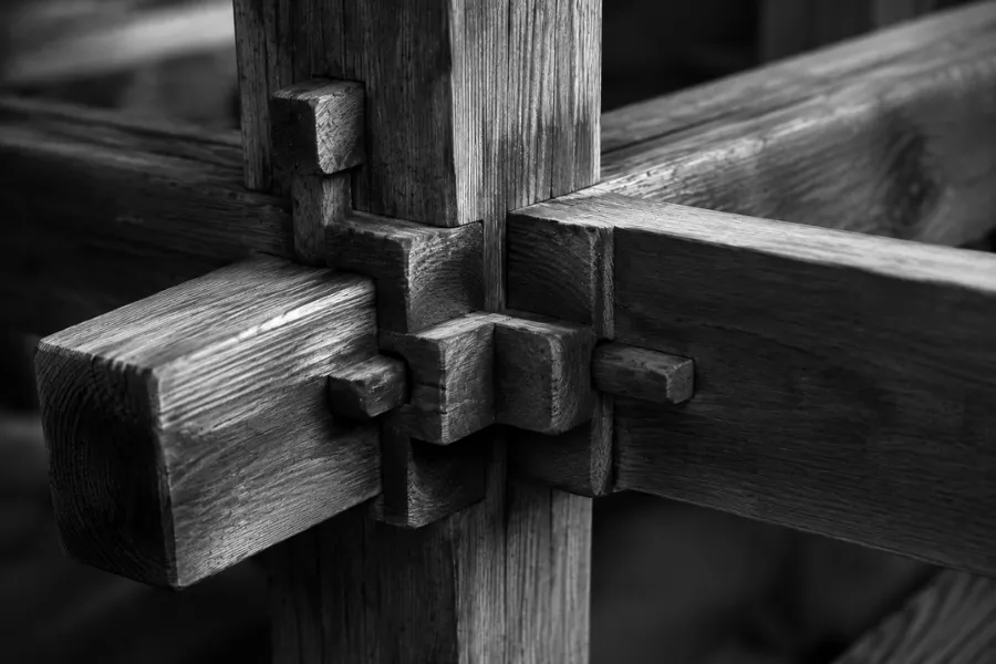 Holzverbindung 900 x 600