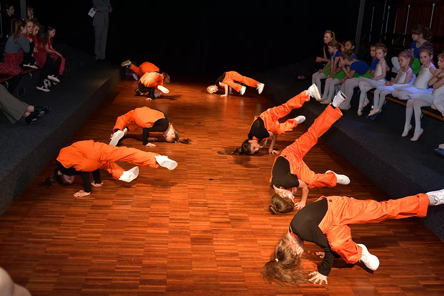 Die Erde dreht sich-4